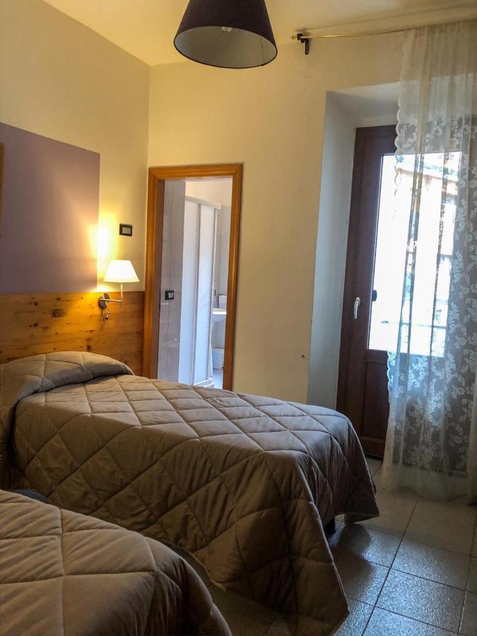 Albergo Ristorante La Torretta Castiglione dei Pepoli Bagian luar foto