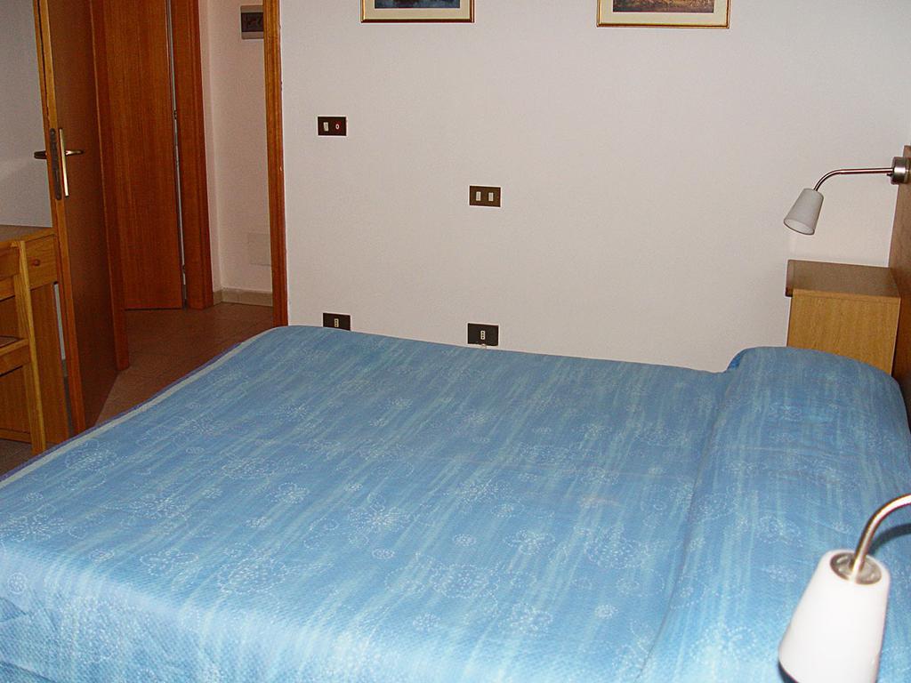Albergo Ristorante La Torretta Castiglione dei Pepoli Ruang foto
