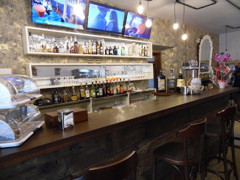 Albergo Ristorante La Torretta Castiglione dei Pepoli Bagian luar foto