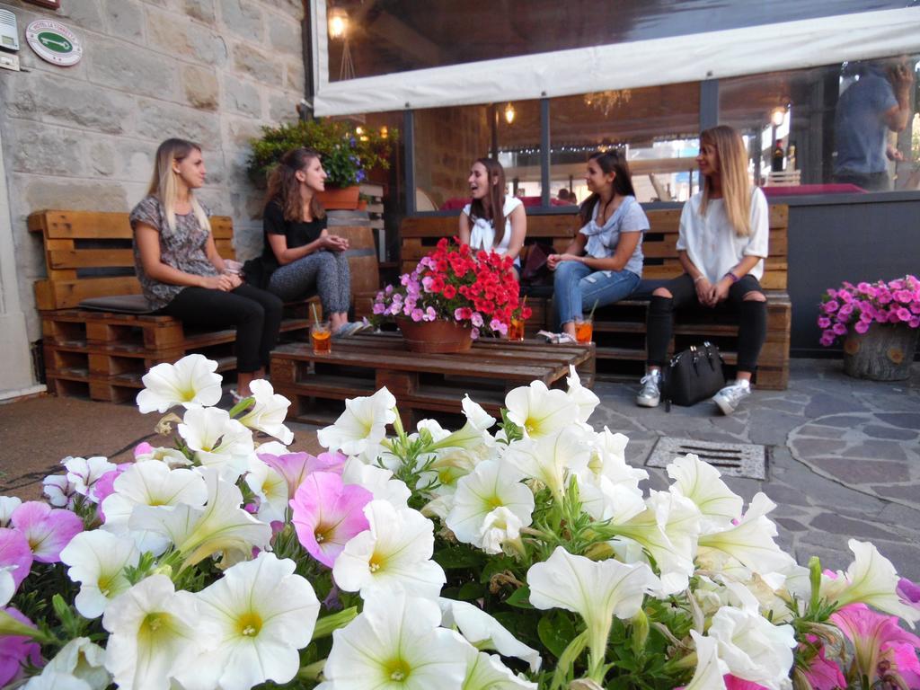Albergo Ristorante La Torretta Castiglione dei Pepoli Bagian luar foto