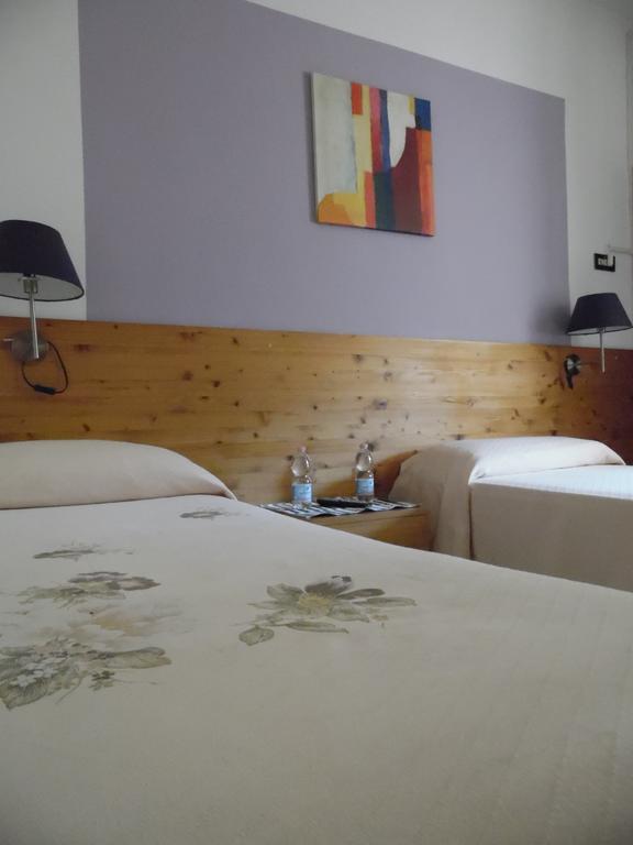 Albergo Ristorante La Torretta Castiglione dei Pepoli Bagian luar foto